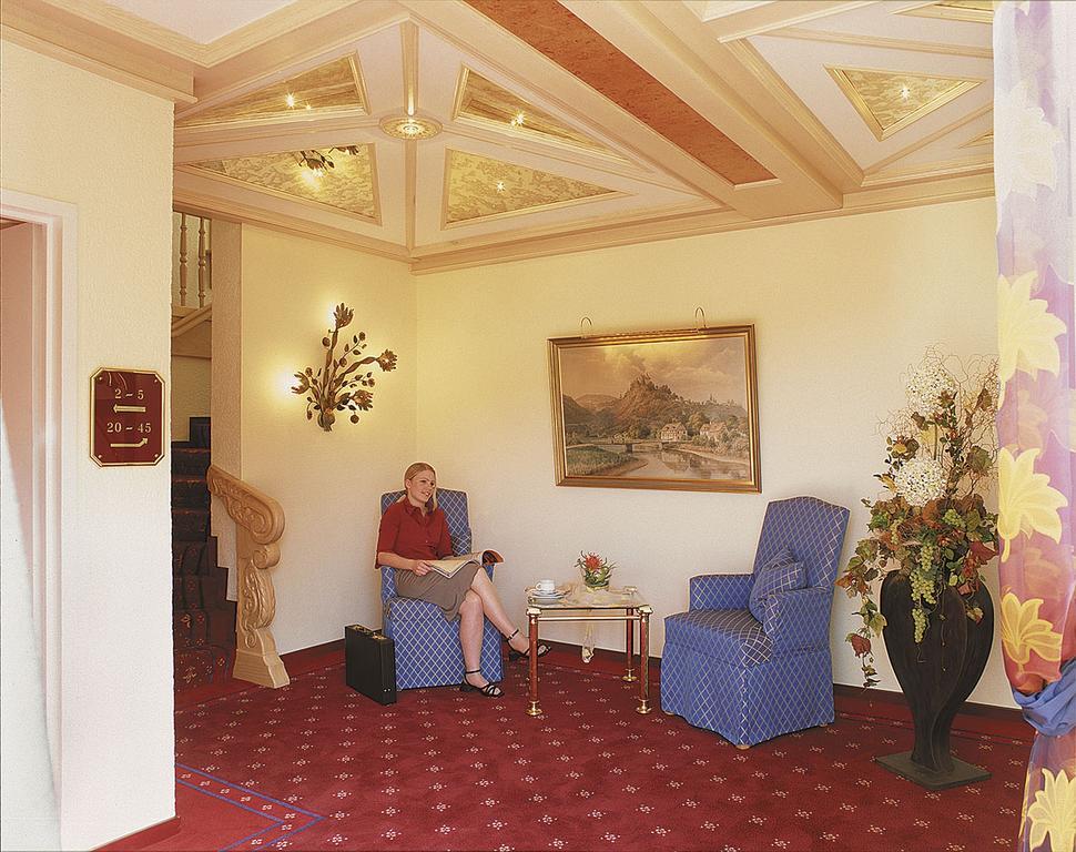 Hotel Zum Weissen Stein Kirchen  Extérieur photo
